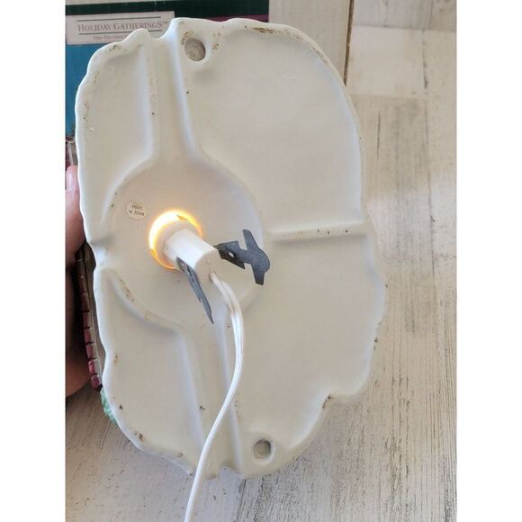 Holiday Gatherings Christmas Trees Wreaths House Village accessory - Picture 11 of 11